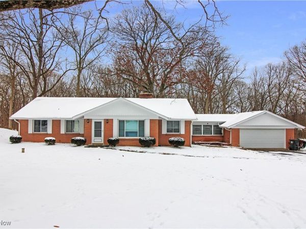 3298 N Valley Drive, Port Clinton, OH 43452