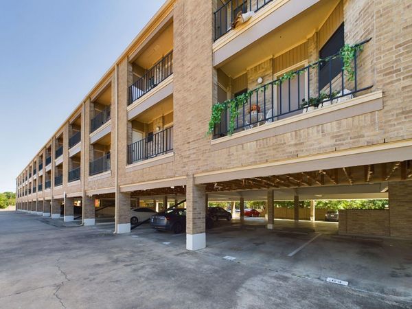 3316 Guadalupe ST, Unit 317, Austin, TX 78705