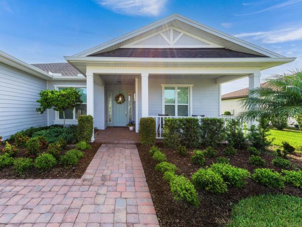 6358 Arcadia Square, Vero Beach, FL 32966
