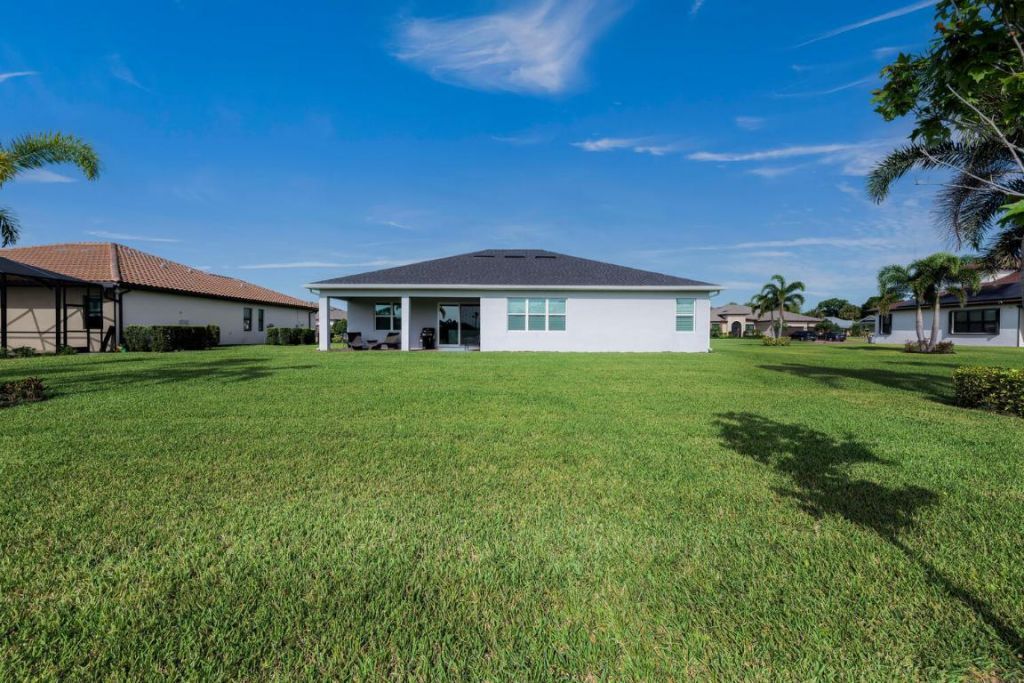 6358 Arcadia Square, Vero Beach, FL 32966 Photo