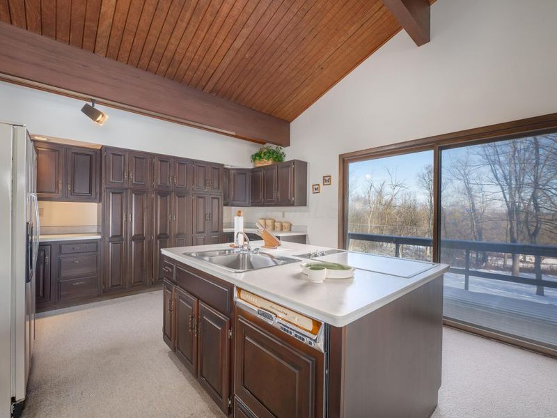 12760 Hilltop Drive, Fredericktown, OH 43019 Photo 10