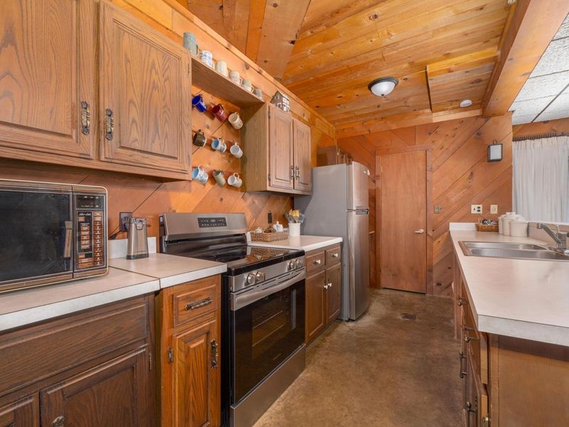 12760 Hilltop Drive, Fredericktown, OH 43019 Photo 39