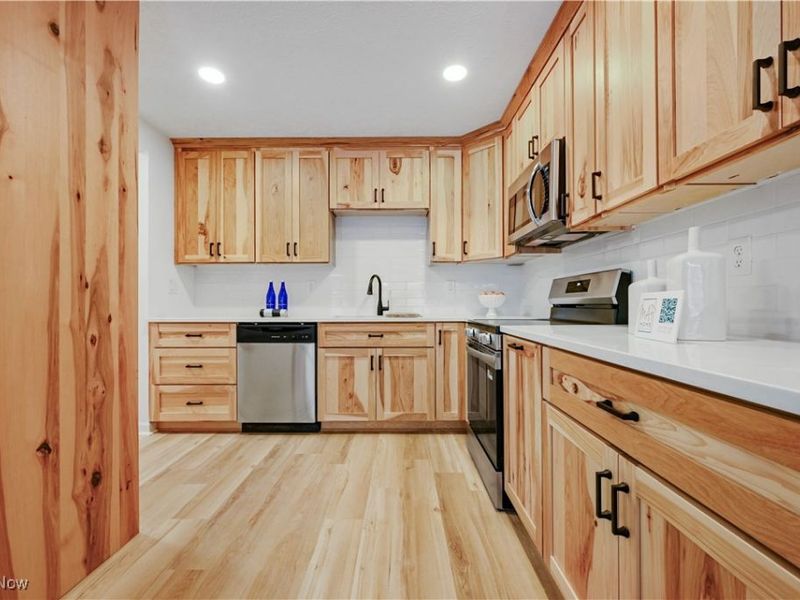 6618 Newbury Lane, Parma Heights, OH 44130 Photo 6