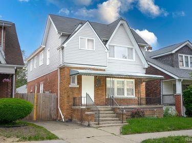 15859 Cloverlawn Street , Detroit, MI 48238