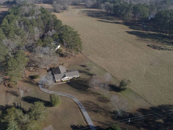 910 Line Creek Road, Senoia, GA 30276