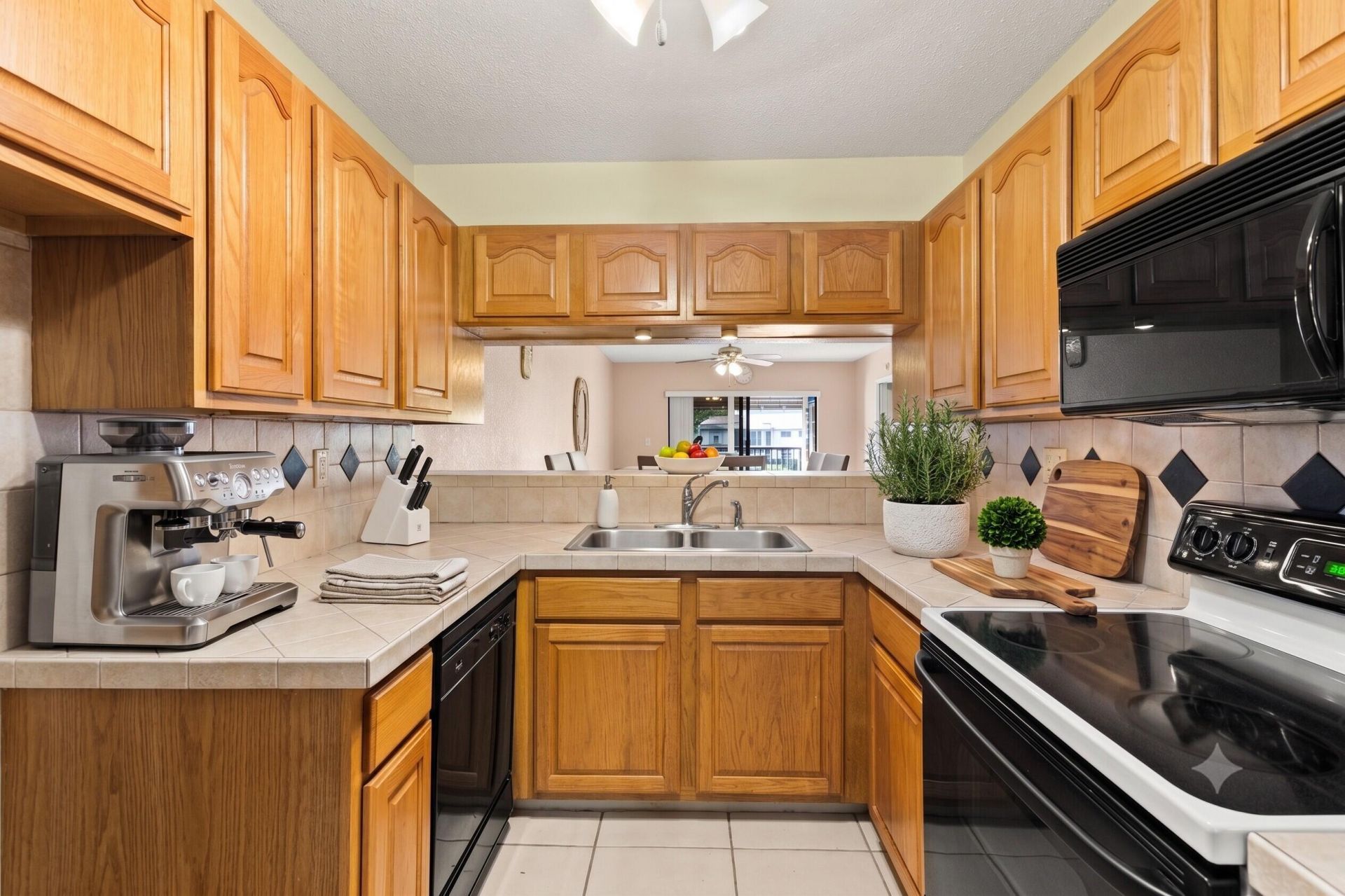 9563 W Mcnab Rd, Unit 206, Tamarac, FL 33321 Photo
