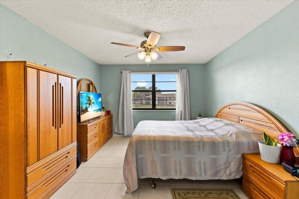 9563 W Mcnab Rd, Unit 206, Tamarac, FL 33321 Photo