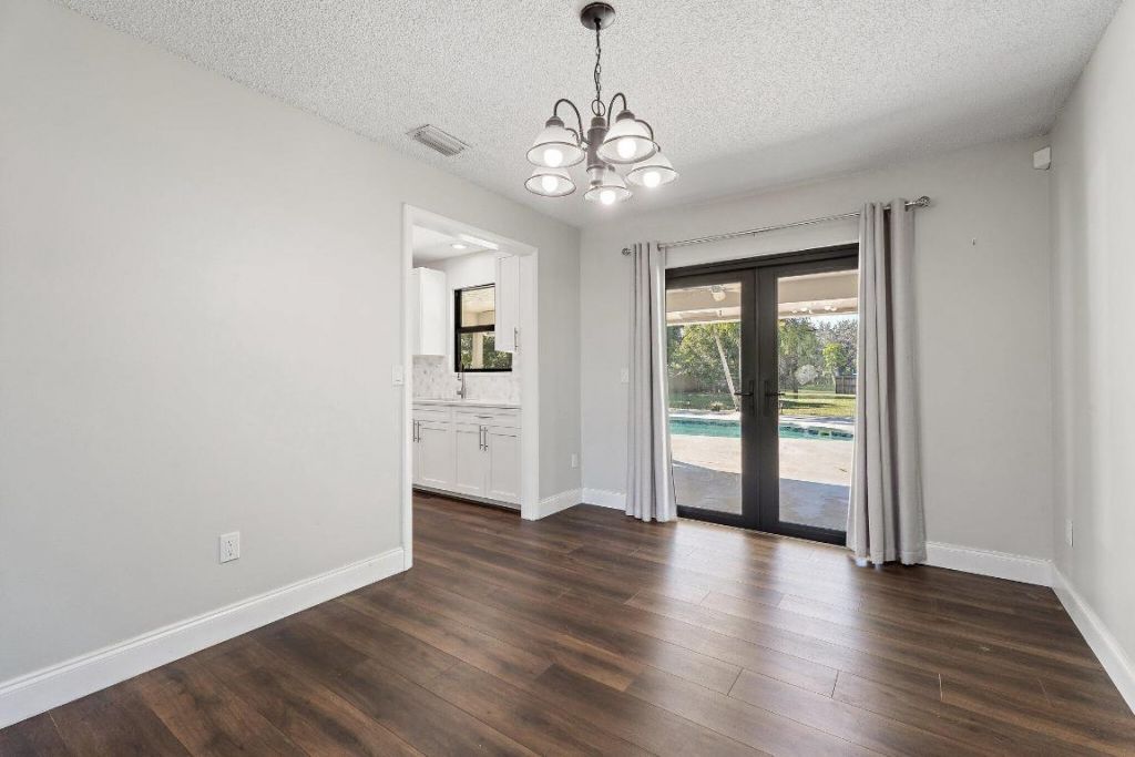 208 Las Palmas Street, Royal Palm Beach, FL 33411 Photo