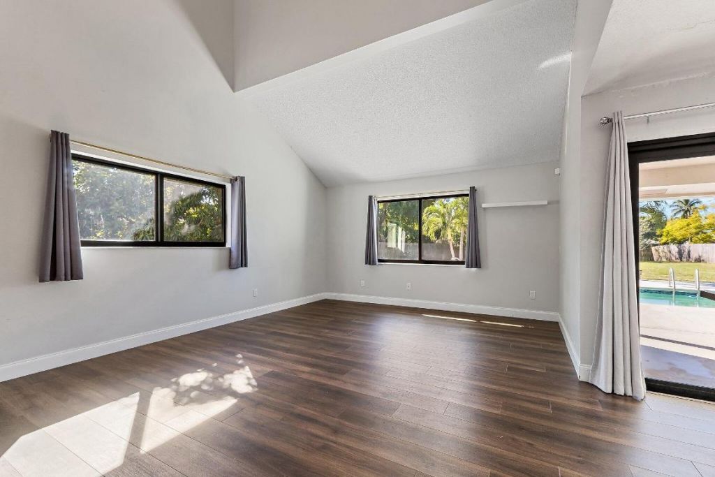 208 Las Palmas Street, Royal Palm Beach, FL 33411 Photo