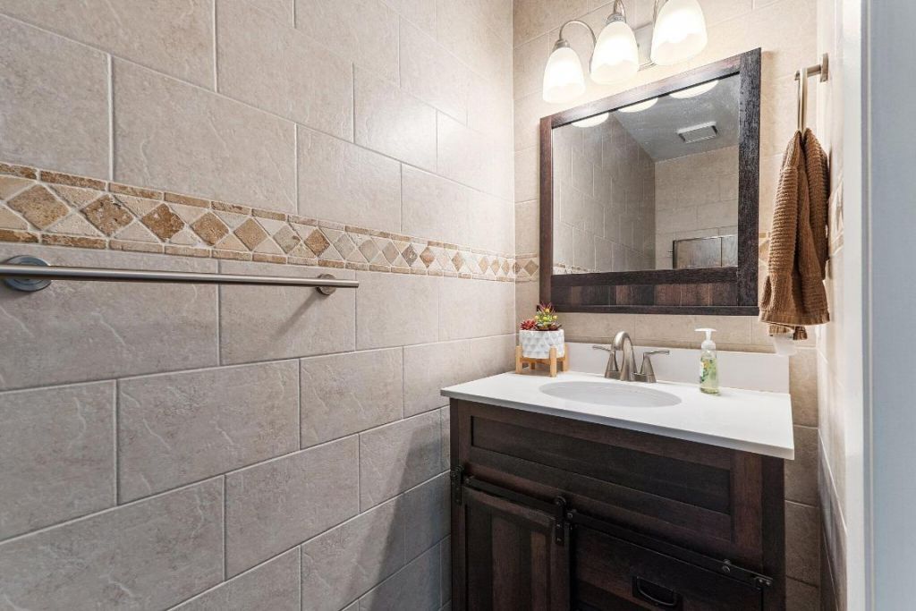 208 Las Palmas Street, Royal Palm Beach, FL 33411 Photo