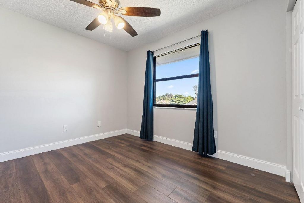 208 Las Palmas Street, Royal Palm Beach, FL 33411 Photo