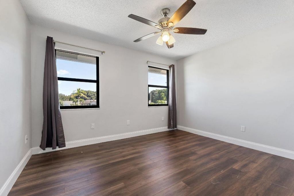 208 Las Palmas Street, Royal Palm Beach, FL 33411 Photo