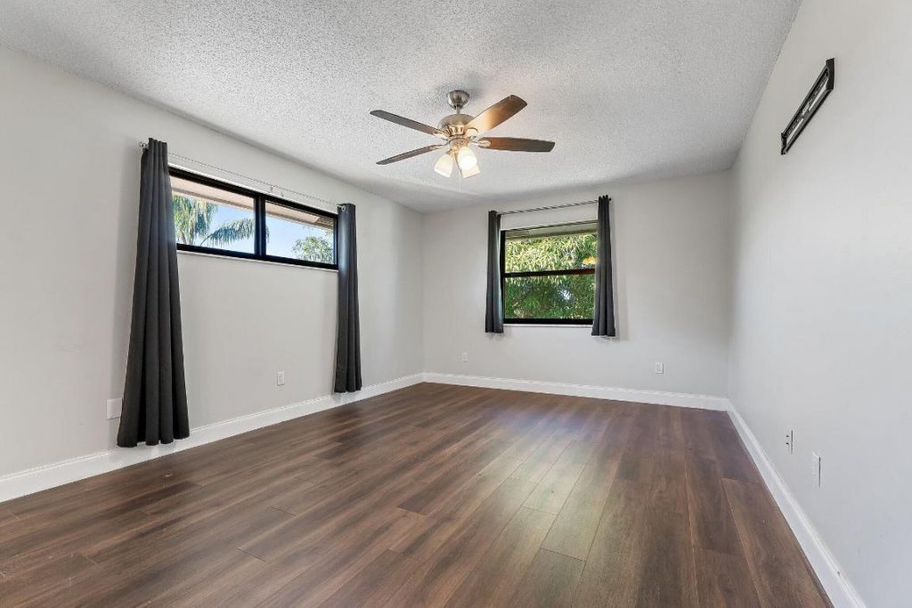 208 Las Palmas Street, Royal Palm Beach, FL 33411 Photo