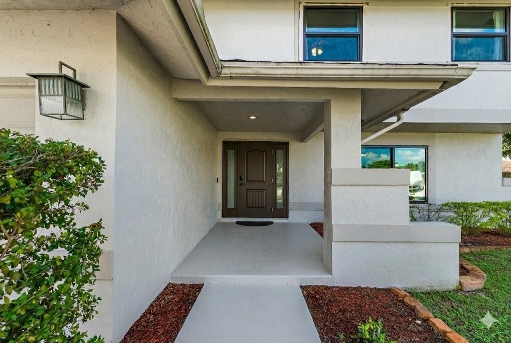 208 Las Palmas Street, Royal Palm Beach, FL 33411 Photo