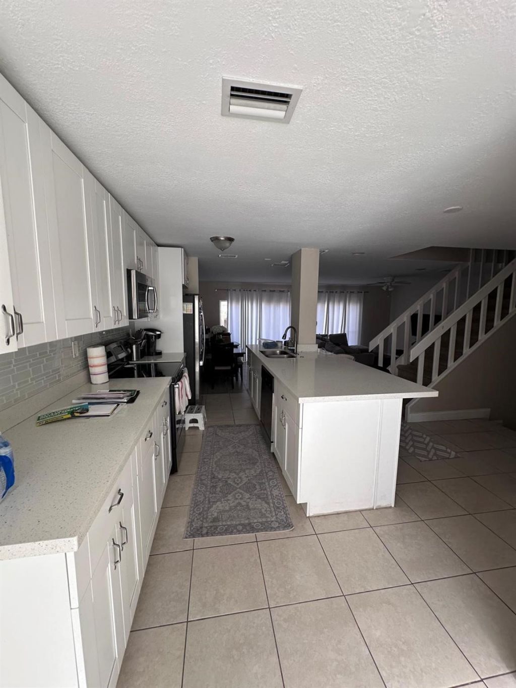 8251 NW 8th Place, Plantation, FL 33324 Photo