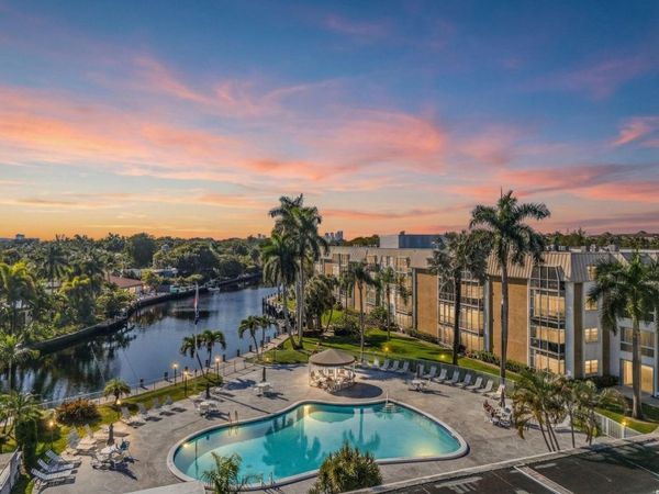 3020 NE 16th Avenue, Unit 105, Oakland Park, FL 33334