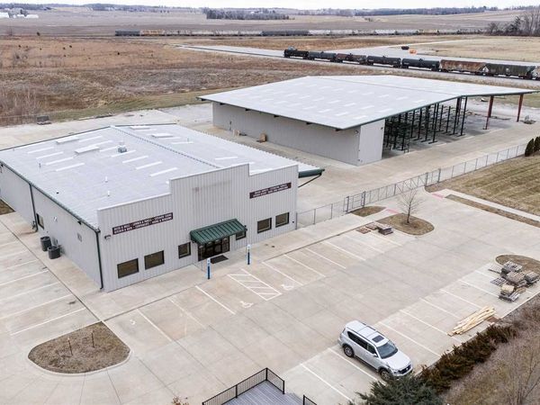 4340 420th St SE, Iowa City, IA 52240