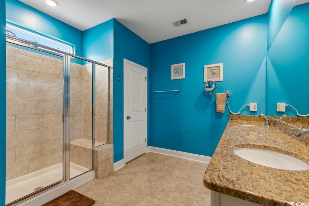 272 Sherwood Dr. Photo 20