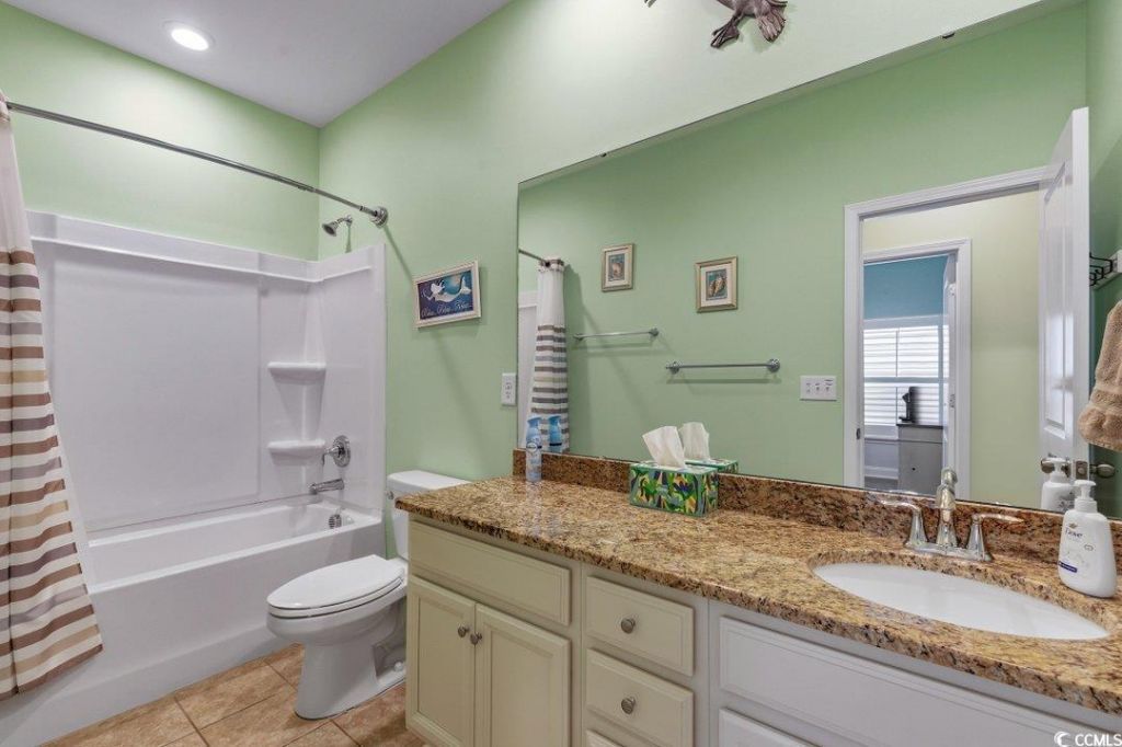 272 Sherwood Dr. Photo 26