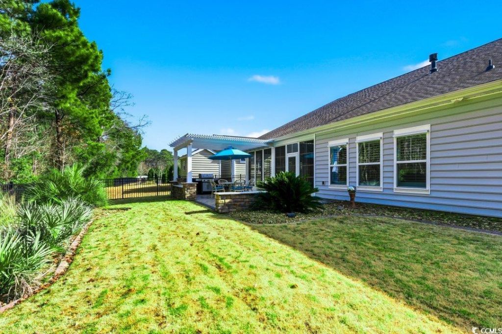 272 Sherwood Dr. Photo 36