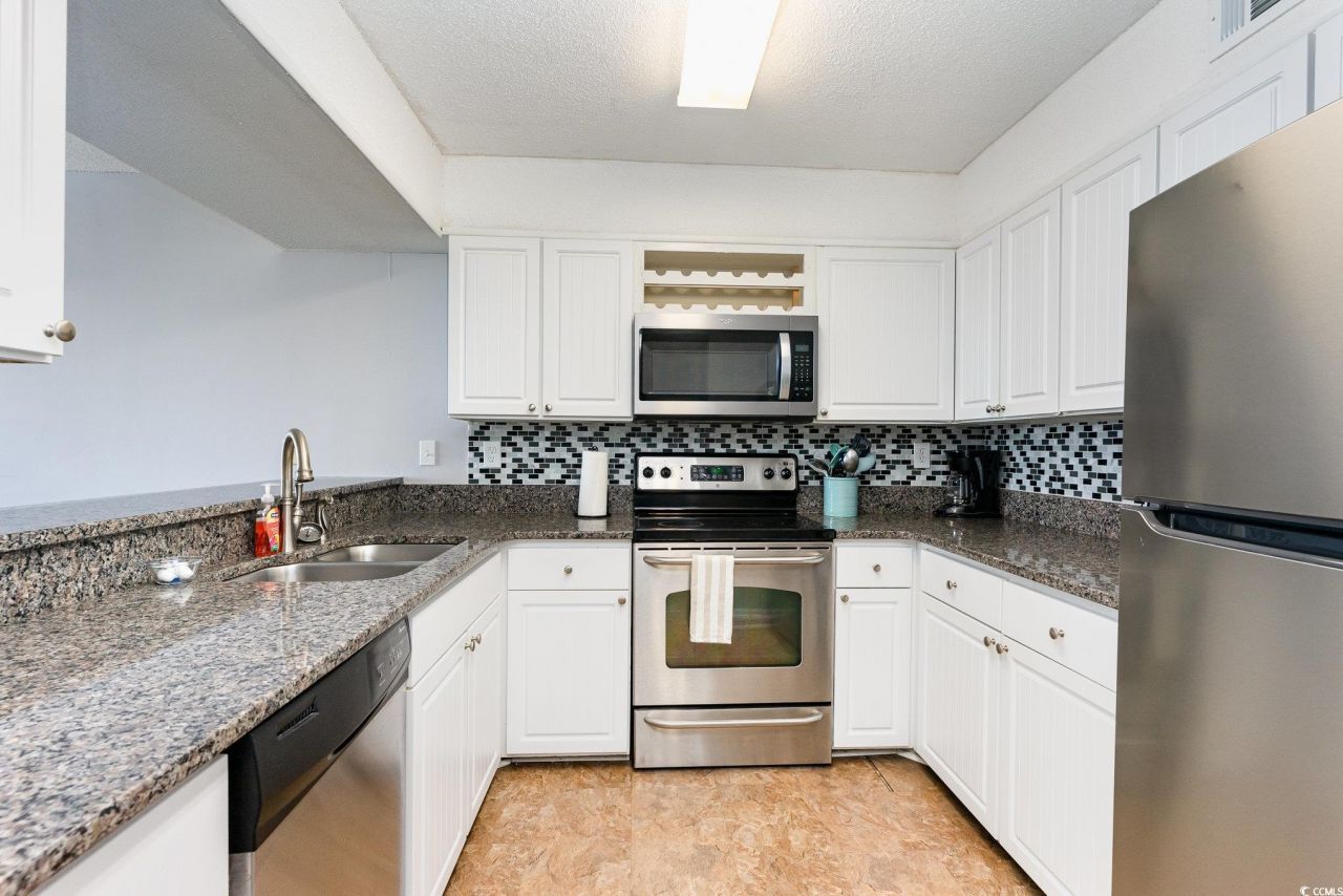 1425 S Ocean Blvd. Photo 10