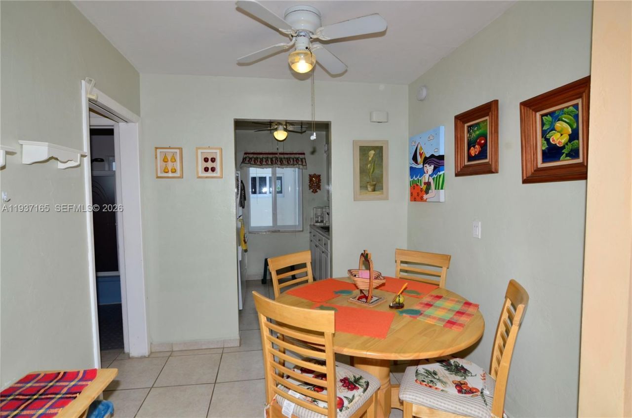 7430 Byron Ave, Unit 12A, Miami Beach, FL 33141 Photo