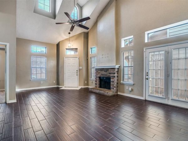 4803 Clover Haven Street, Dallas, TX 75227