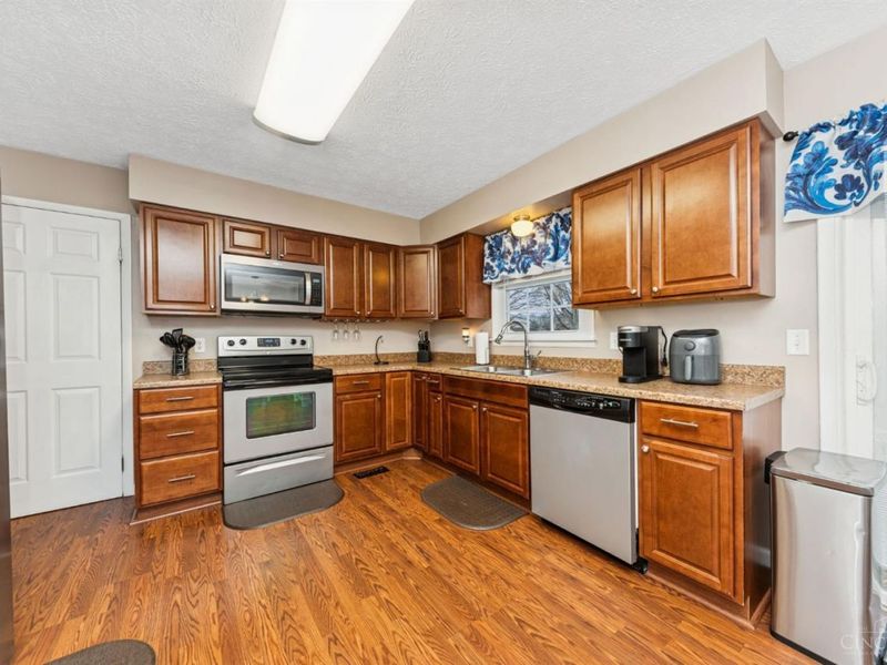 1885 Campbell Drive, Aberdeen, OH 45101 Photo 13