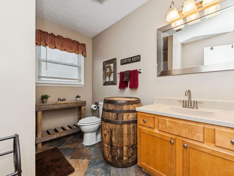 1885 Campbell Drive, Aberdeen, OH 45101 Photo 22