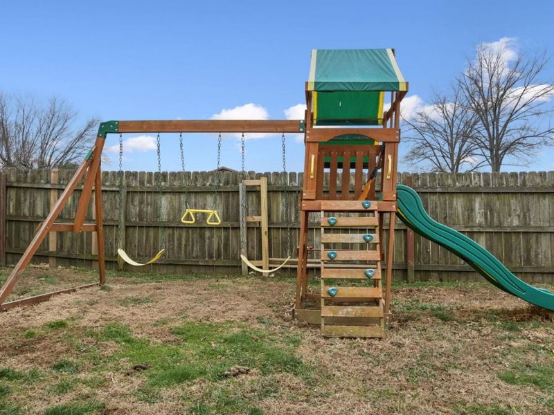 1885 Campbell Drive, Aberdeen, OH 45101 Photo 9