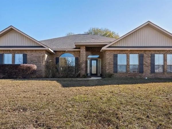 2258 Fernwood Loop E, Semmes, AL 36575