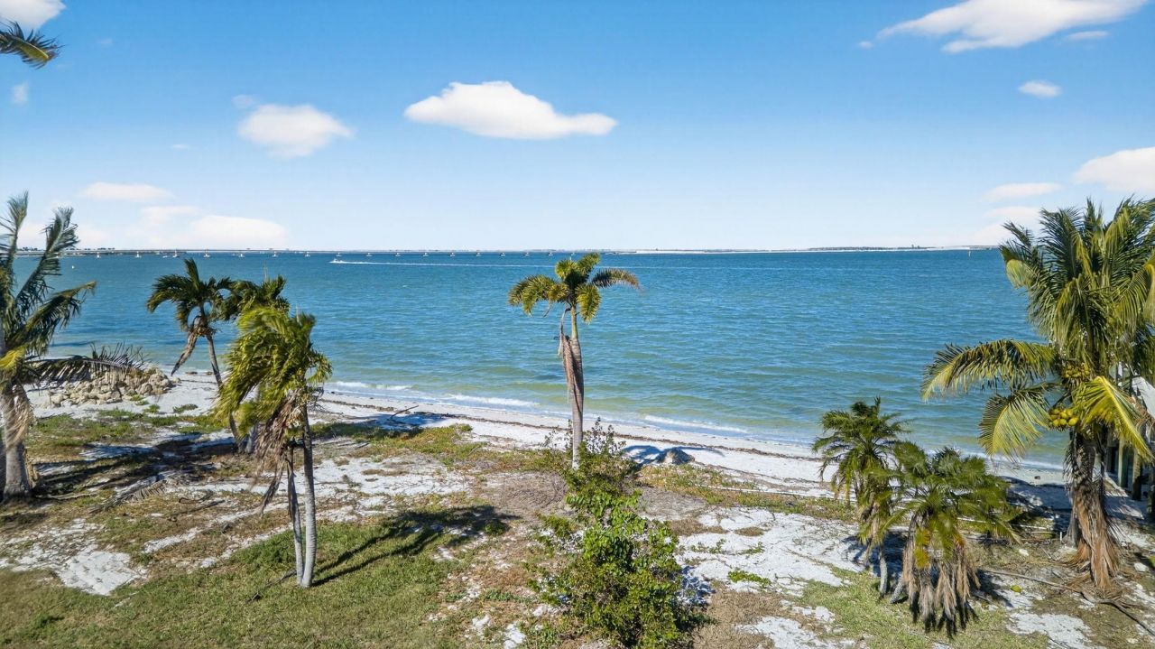 1245 Buttonwood Ln, Sanibel, FL 33957 Photo