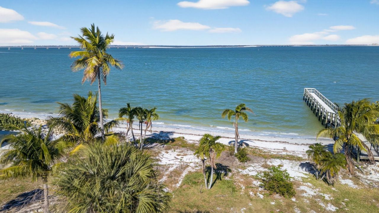 1245 Buttonwood Ln, Sanibel, FL 33957 Photo