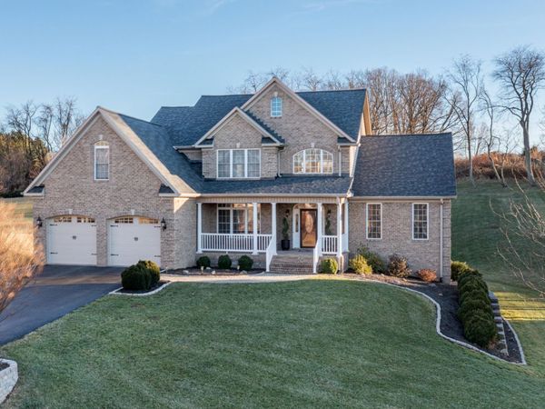 154 Butler CT , Daleville, VA 24083