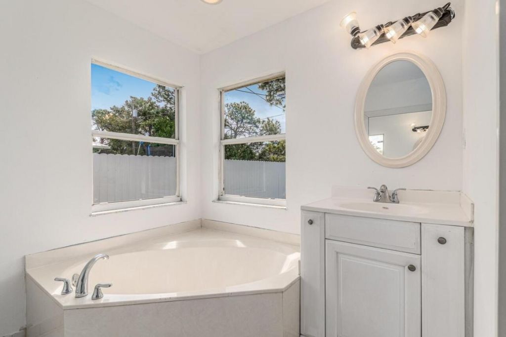 1126 SW Calmar Avenue, Port Saint Lucie, FL 34953 Photo