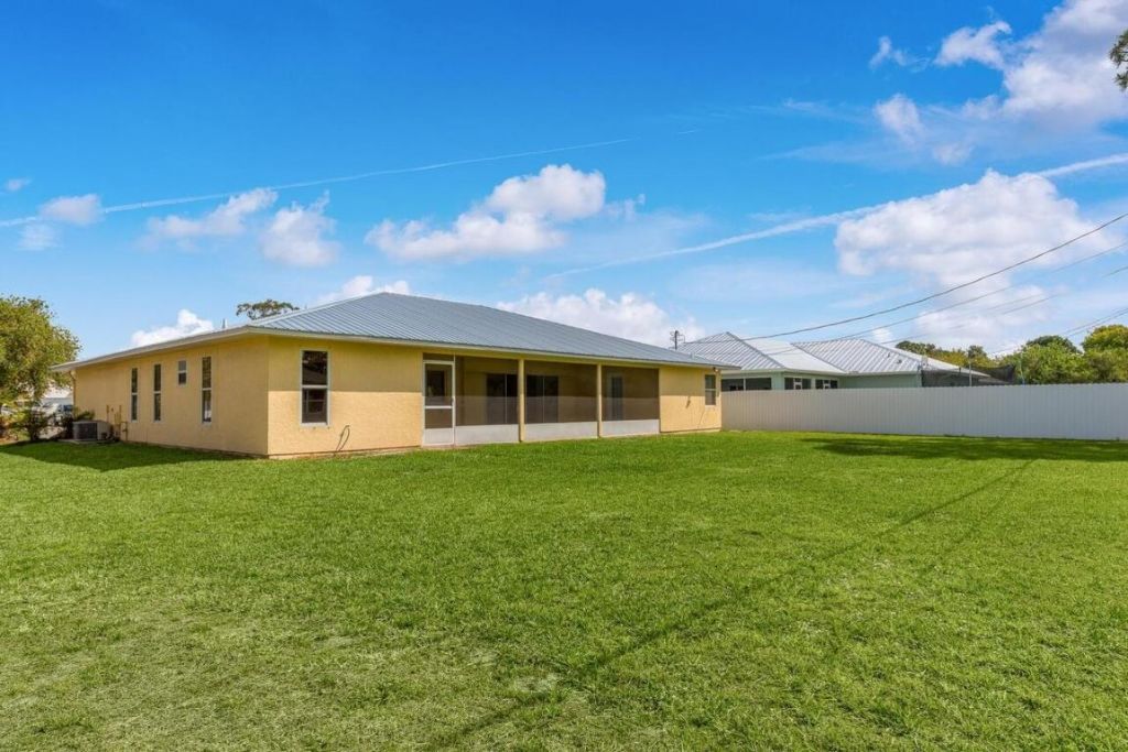 1126 SW Calmar Avenue, Port Saint Lucie, FL 34953 Photo