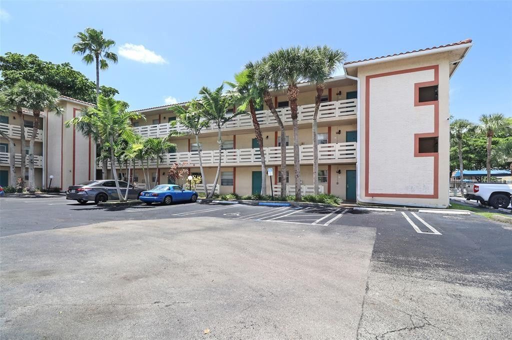3246 NW 102nd Terrace, Unit 308-F, Coral Springs, FL 33065 Photo