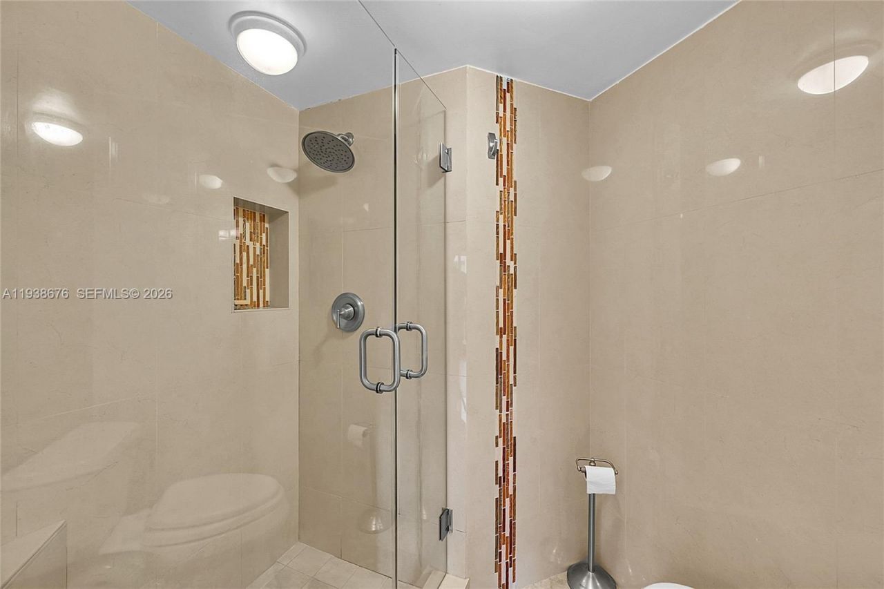 10501 W Broward Blvd, Unit 311, Plantation, FL 33324 Photo