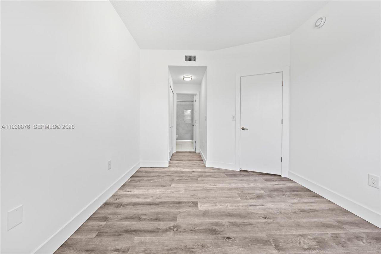 6141 NW 115th Pl, Unit 359, Doral, FL 33178 Photo