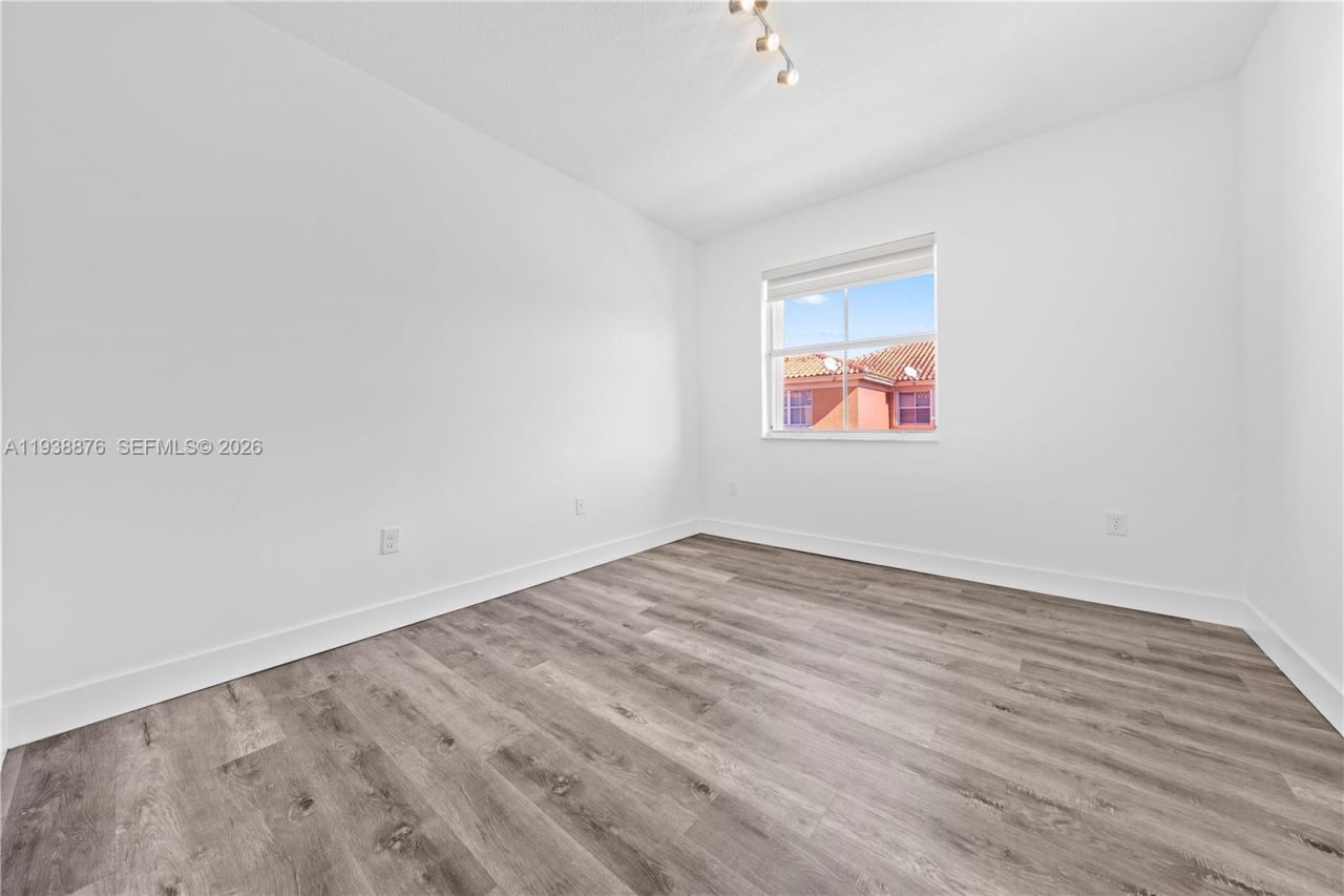 6141 NW 115th Pl, Unit 359, Doral, FL 33178 Photo