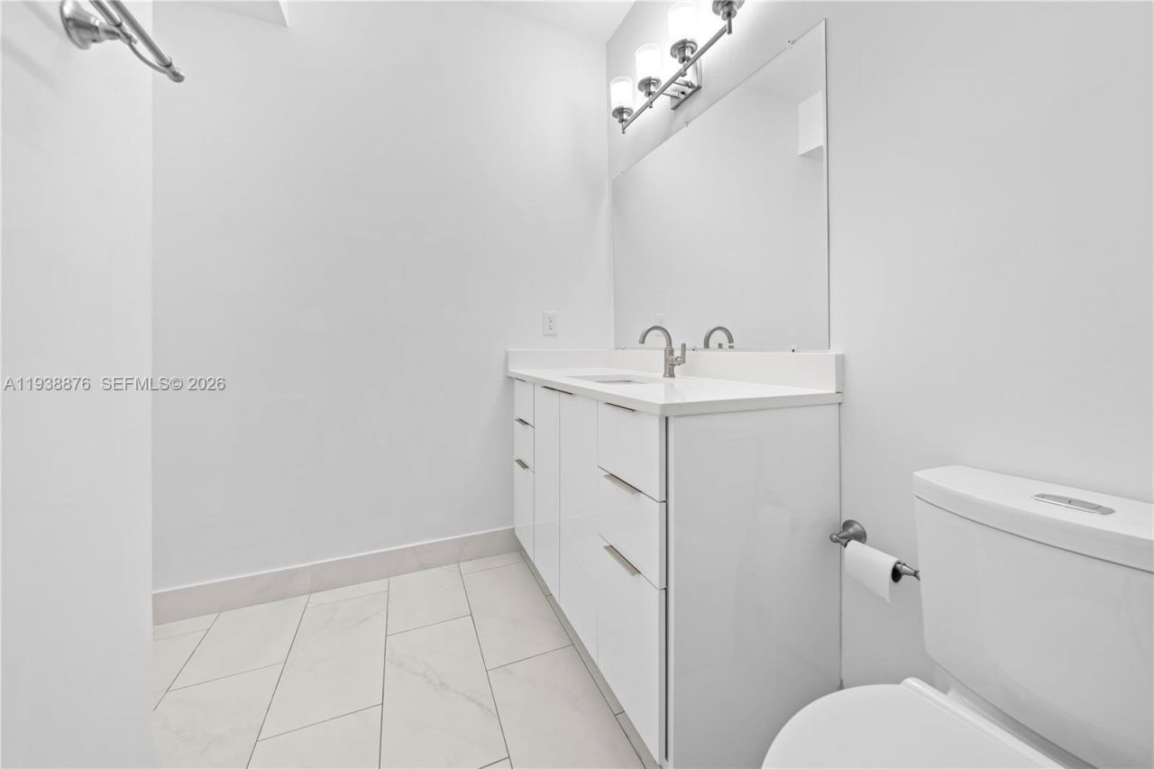 6141 NW 115th Pl, Unit 359, Doral, FL 33178 Photo