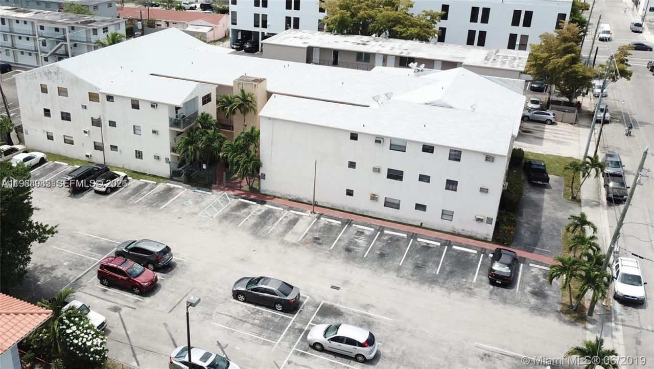 142 SW 18th Ave, Unit 9, Miami, FL 33135 Photo