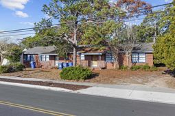 501 N Oak St.  photo 4