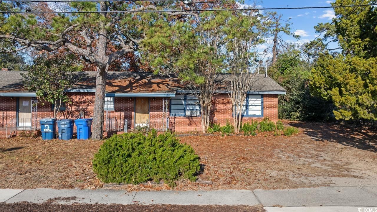 501 N Oak St.  Photo 4