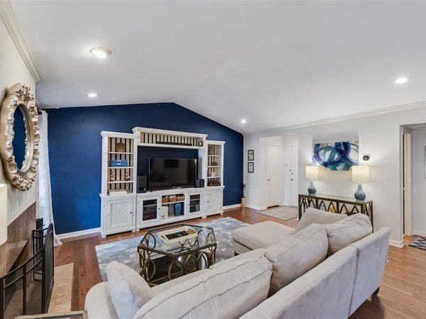 10588 High Hollows Drive, Unit 281, Dallas, TX 75230