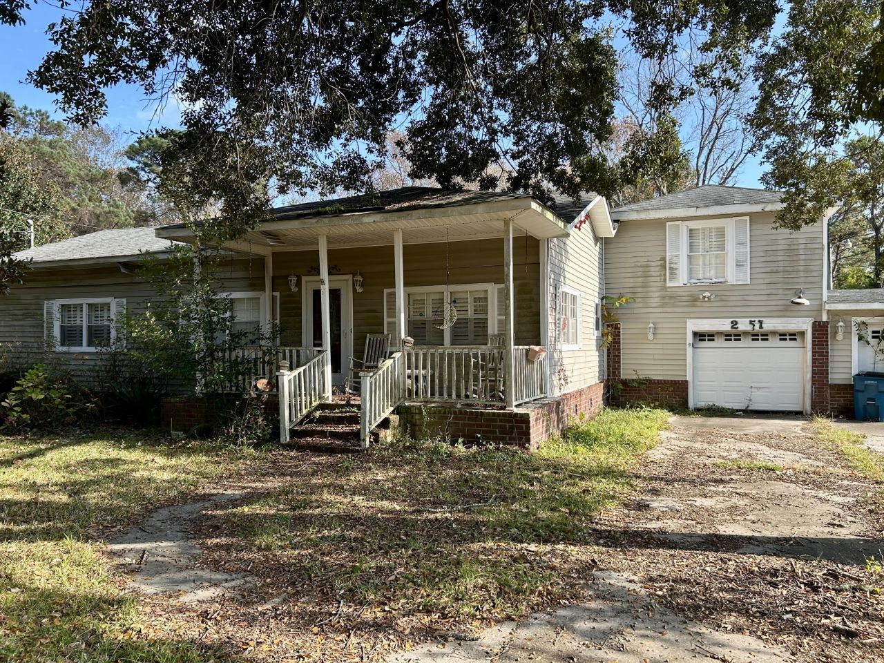 2751 Atlanta Drive Photo 3