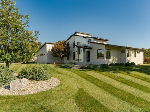 4080 Ironton Lane SW, Rochester, MN 55902