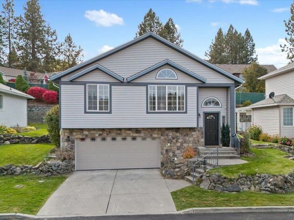 619 W Persimmon Ln, Spokane, WA 99224