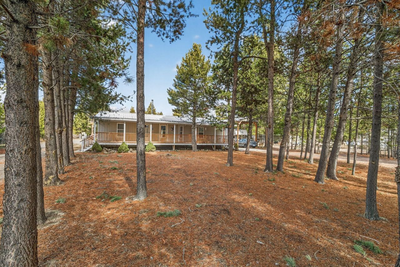 1287 Fort Jack Pine Drive, Gilchrist, OR 97737 Main Photo