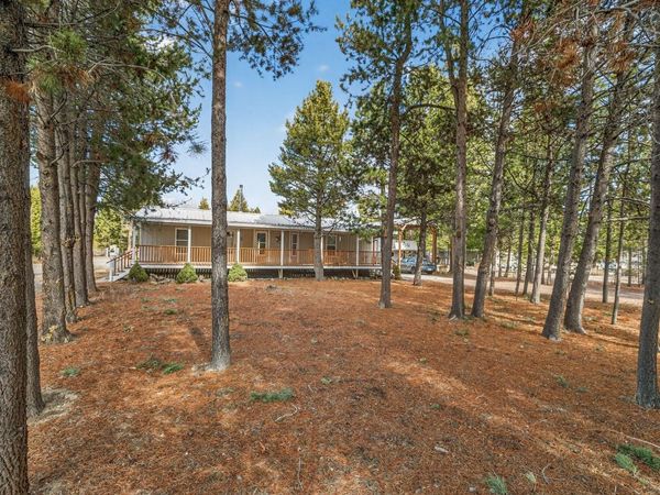 1287 Fort Jack Pine Drive, Gilchrist, OR 97737